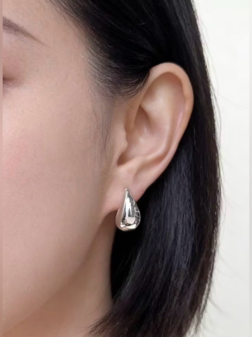 Anthropologie Polished Teardrop Stud Earrings - Silver